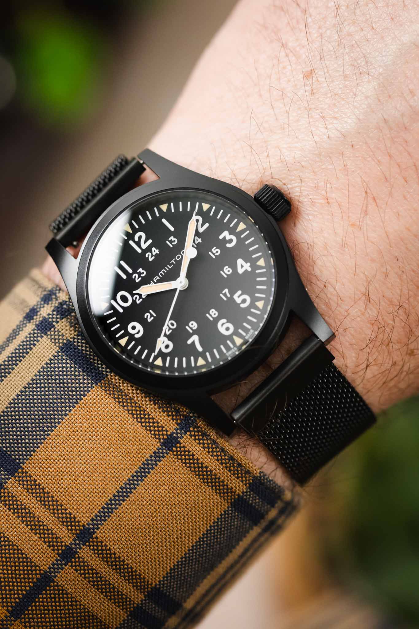 Hirsch MILANAISE Mesh Watch Band in BLACK