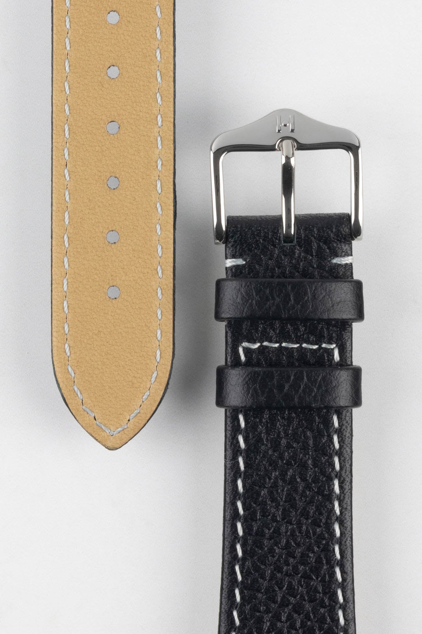 Hirsch Bologna in black buckle and underside of adjustment holes