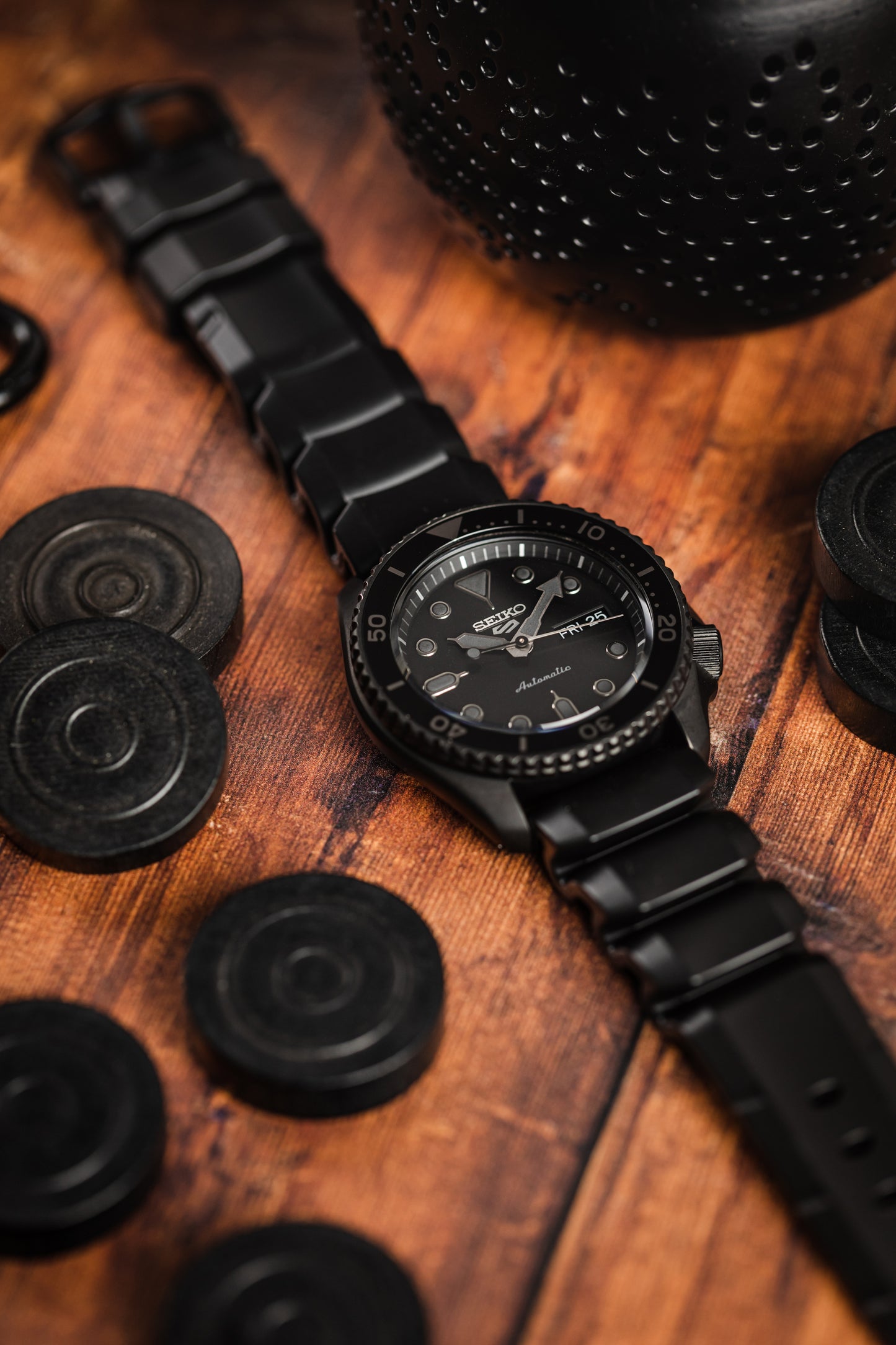 hirsch extreme rubber strap watch