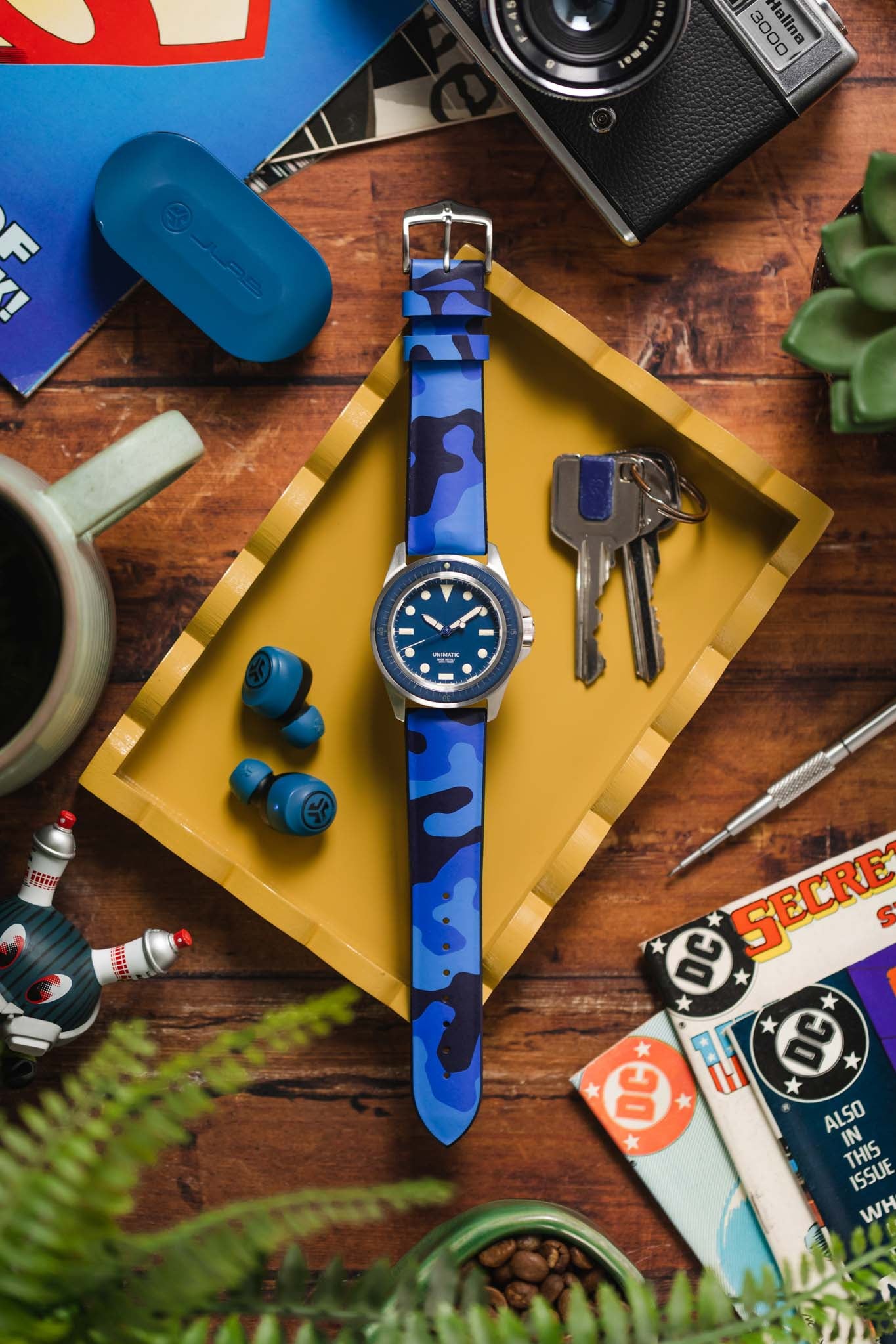 blue rubber watch strap