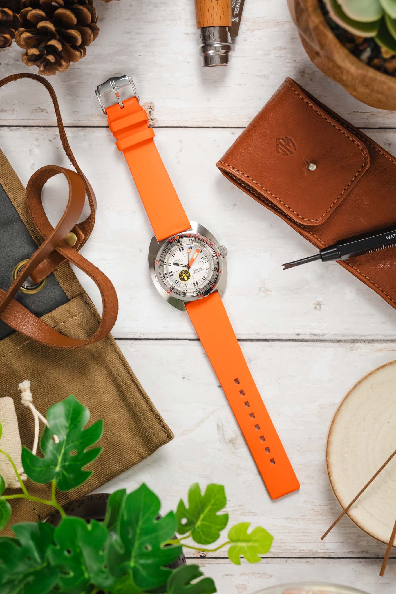 Hirsch PURE Natural Rubber Watch Strap in ORANGE