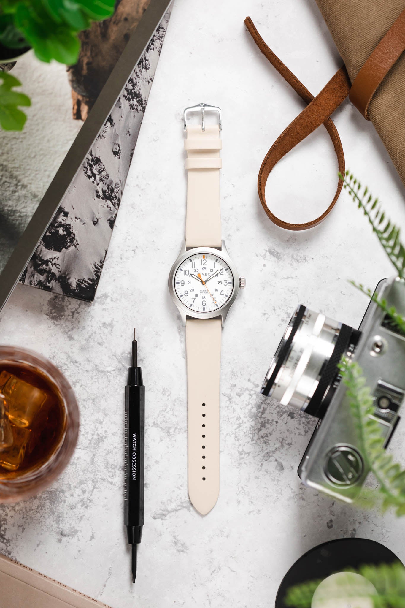 Hirsch TORONTO Quick-Release Fine-Grained Leather Watch Strap in BEIGE