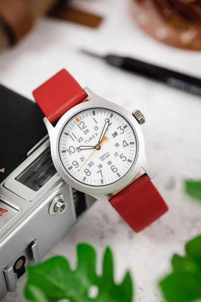 Hirsch TORONTO Quick-Release Fine-Grained Leather Watch Strap in RED