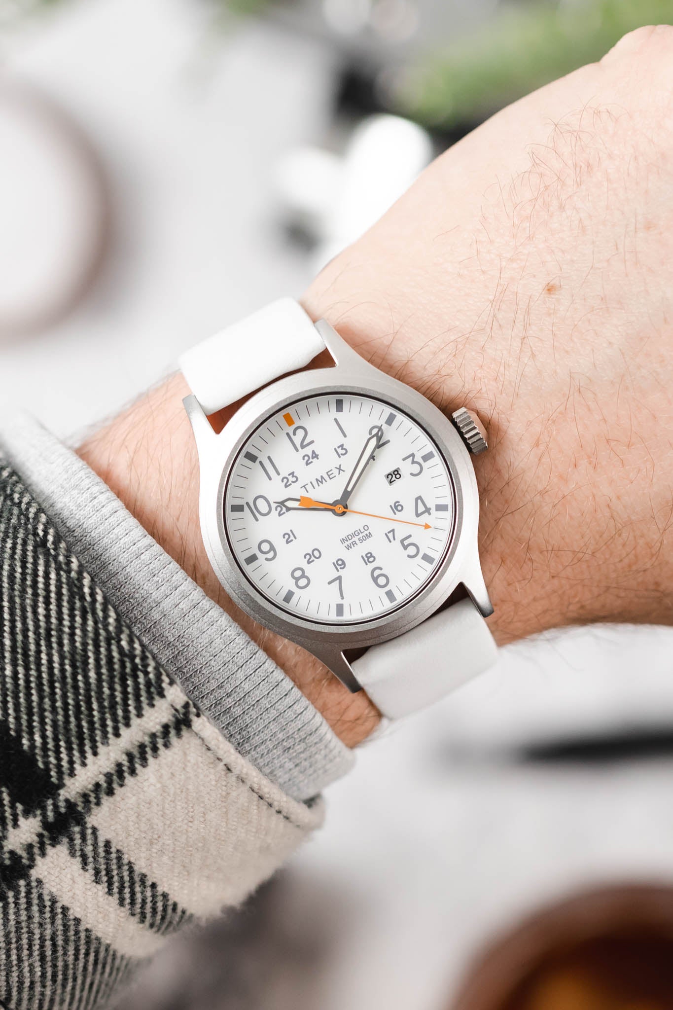 Hirsch TORONTO Quick-Release Fine-Grained Leather Watch Strap in WHITE