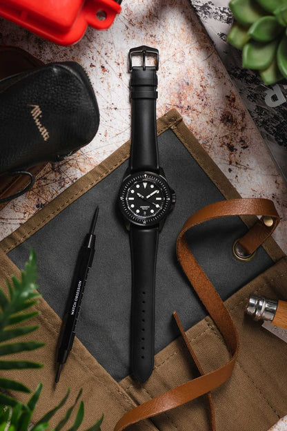 Hirsch URBANE Natural Rubber Watch Strap in BLACK